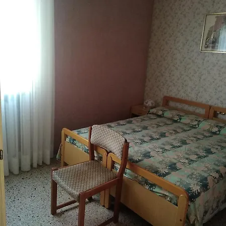 Mare Di Fronte E Pineta * 체르비아