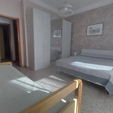 Mare Di Fronte E Pineta Apartamento