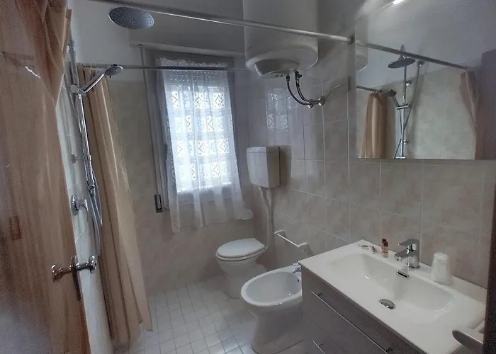 Mare Di Fronte E Pineta Cervia