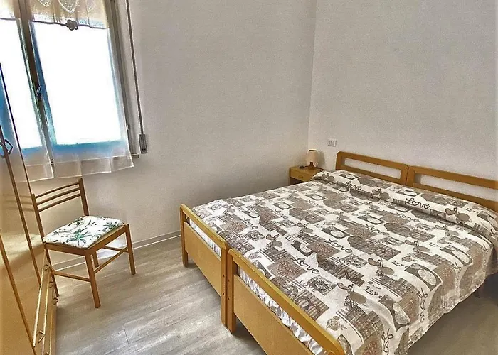 Mare Di Fronte E Pineta Lägenhet