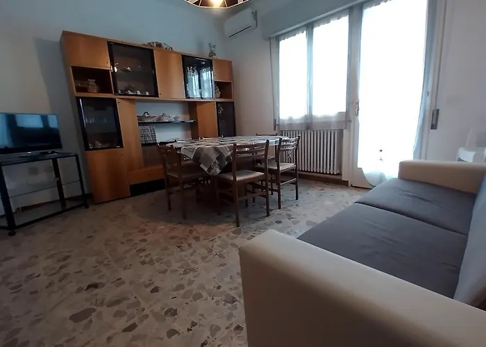 Mare Di Fronte E Pineta *